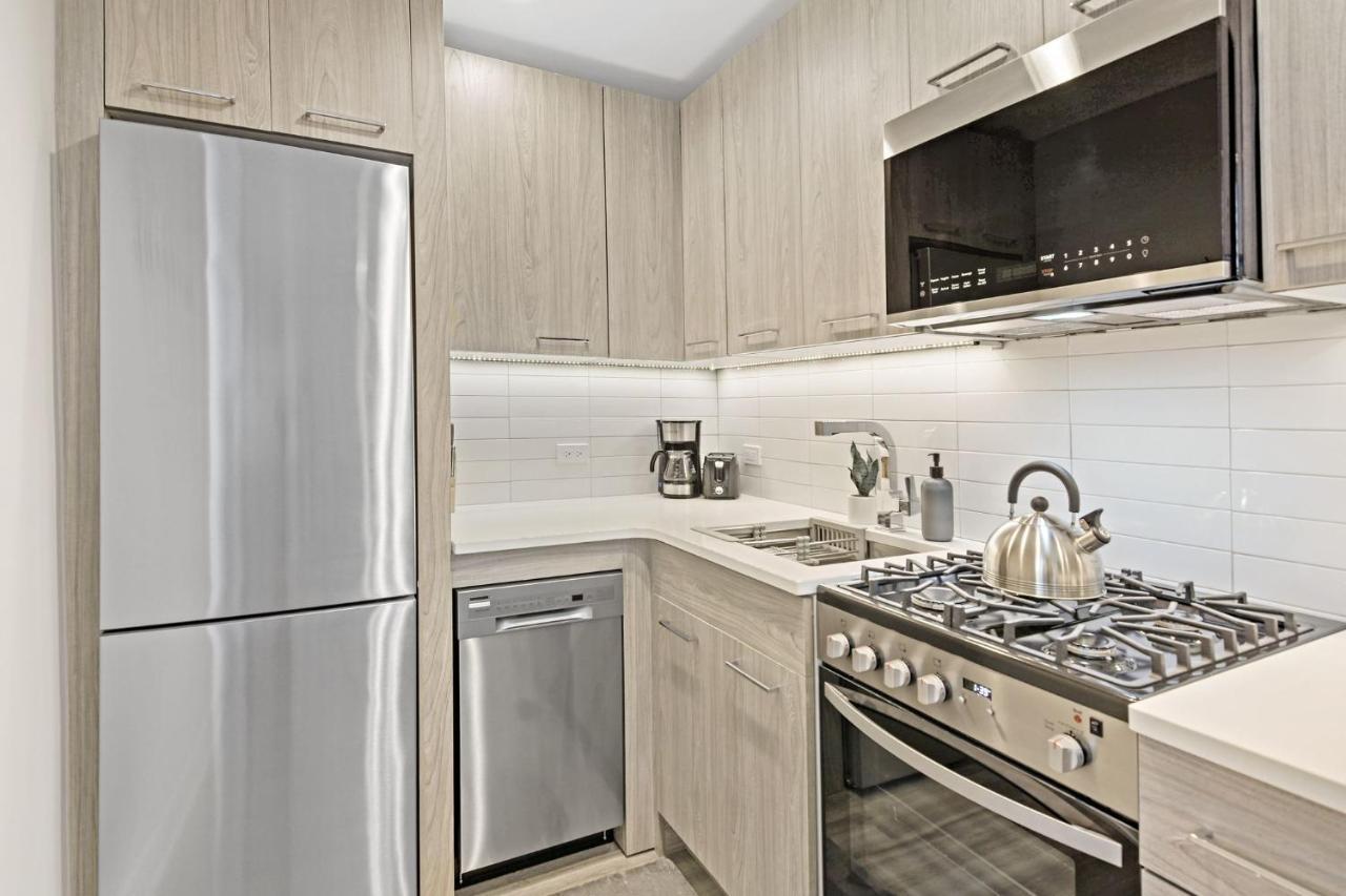 Sophisticated Studio Apartment With Modern Kitchen - Oakdale Od2 Rep Chicago Exterior photo